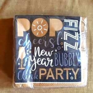 🍾 🥂 HAPPY NEW YEAR 40 COUNT LUNCH NAPKINS 🍾 🥂
